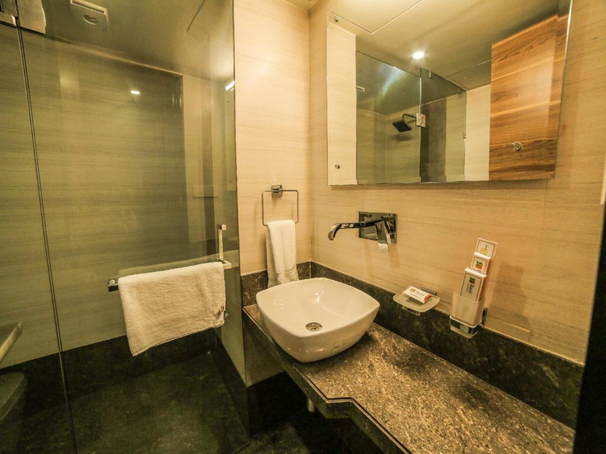 The Basil Park Hotel Bhavnagar Exterior photo