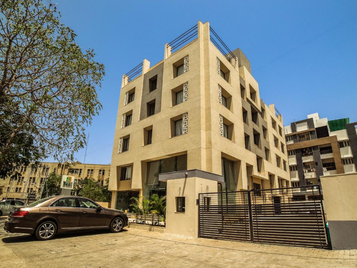 The Basil Park Hotel Bhavnagar Exterior photo